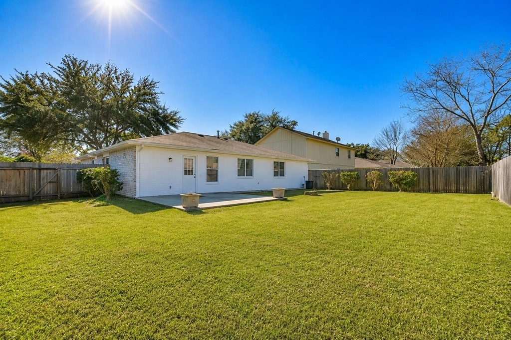 4863 Drew Forest Lane - Photo 8