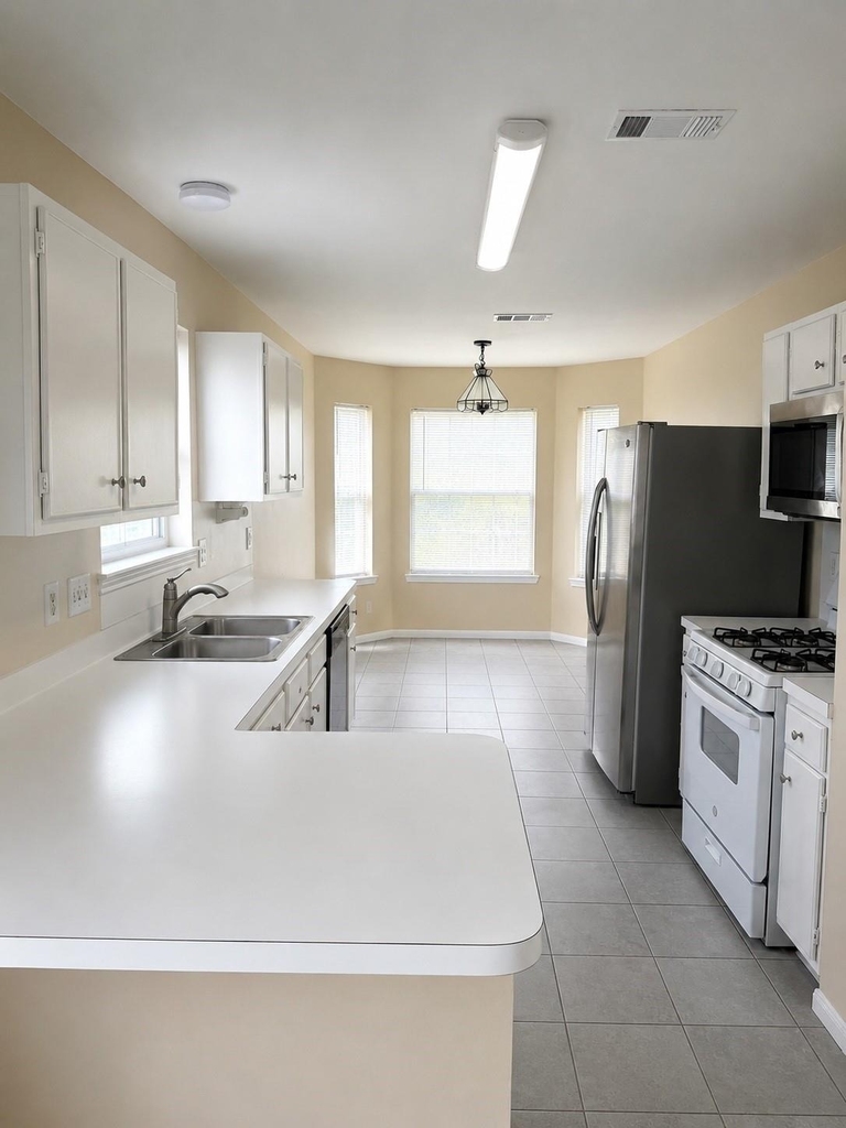 4863 Drew Forest Lane - Photo 3