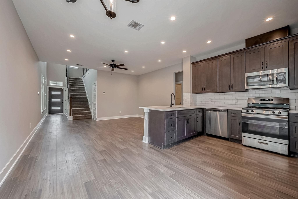 16531 Oasis Meadow Lane - Photo 12