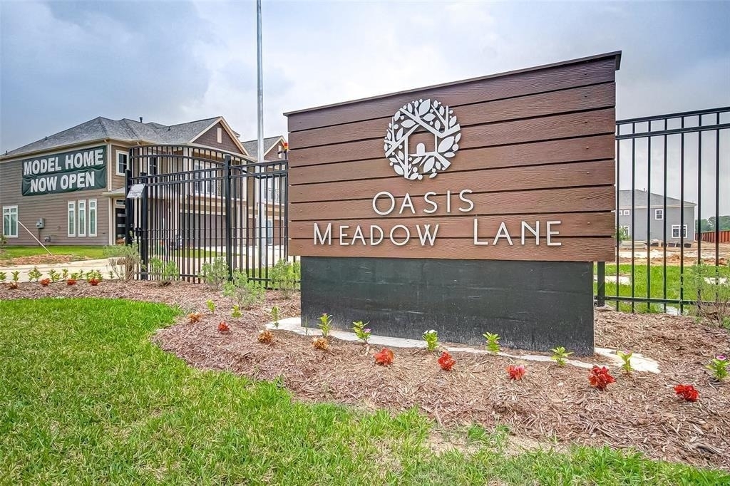 16531 Oasis Meadow Lane - Photo 2