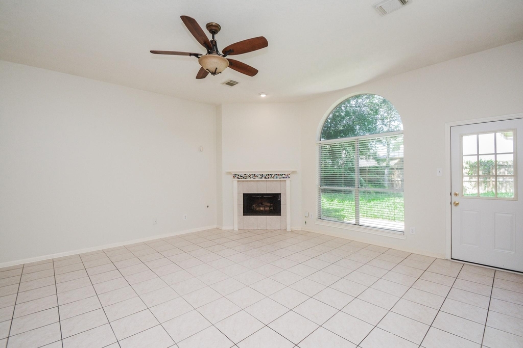 918 Tennyson Drive - Photo 7