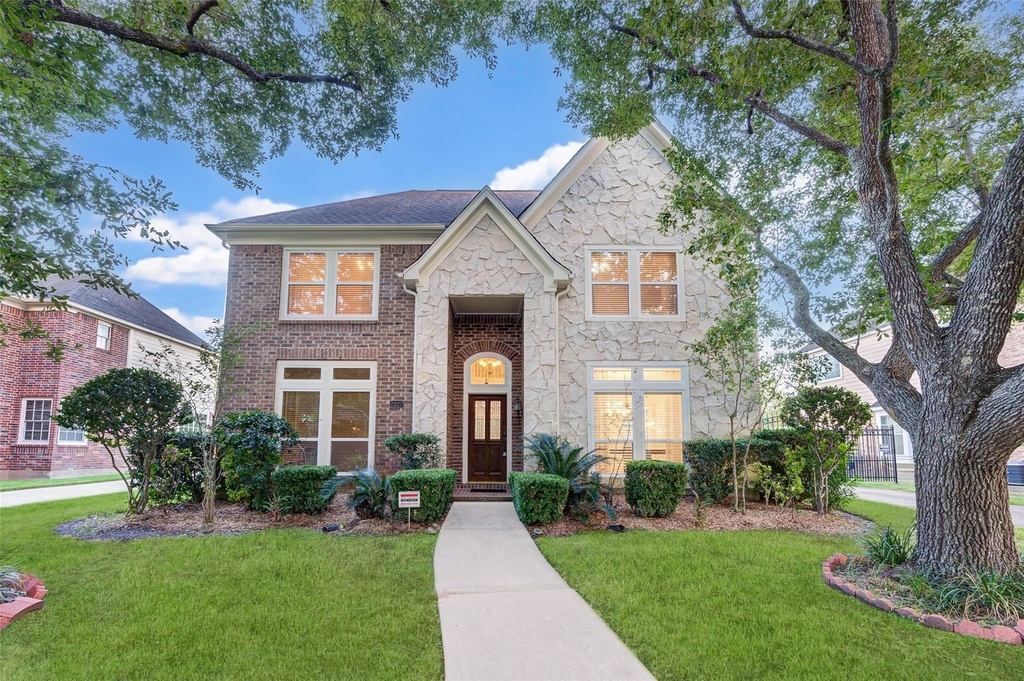 2027 Westshore Drive - Photo 3