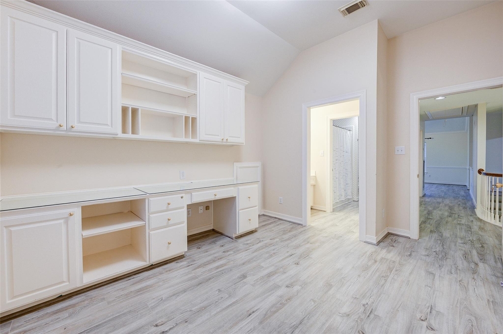 2027 Westshore Drive - Photo 40