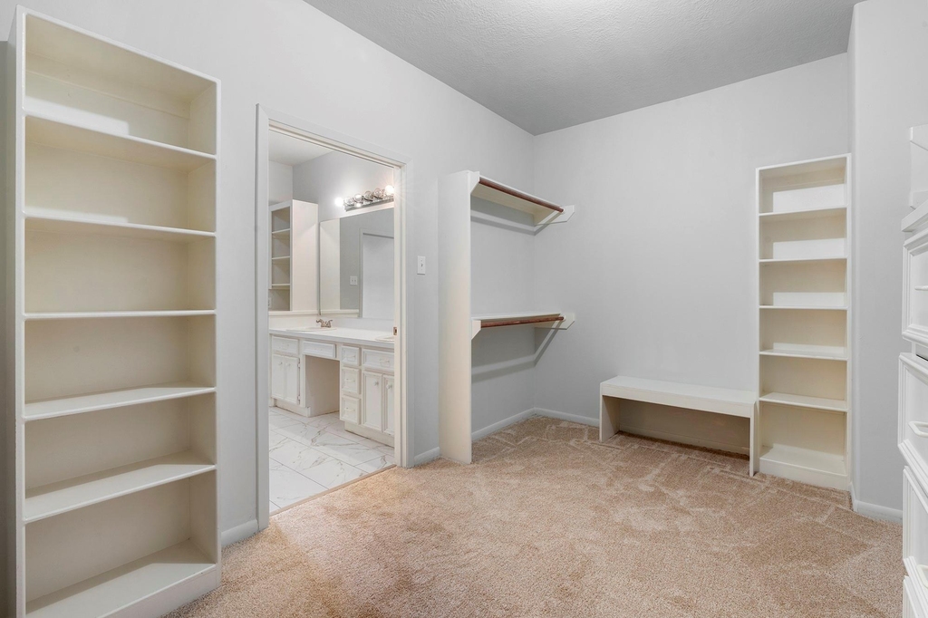 1310 E James Street - Photo 12