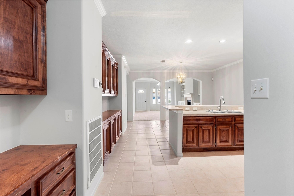 1310 E James Street - Photo 7