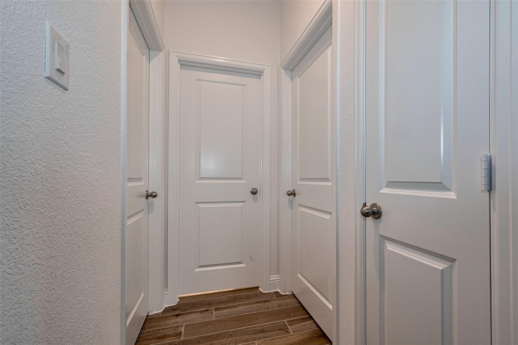 4206 Colony Lane - Photo 3
