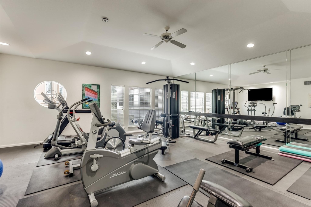 3231 Allen Parkway - Photo 18