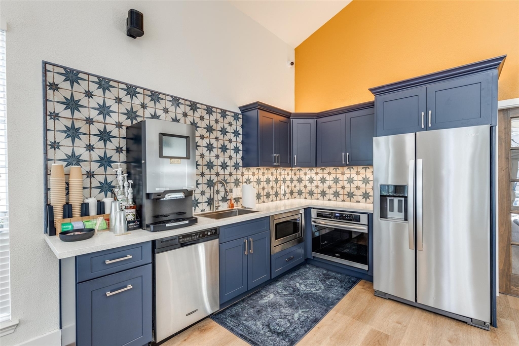 3231 Allen Parkway - Photo 17