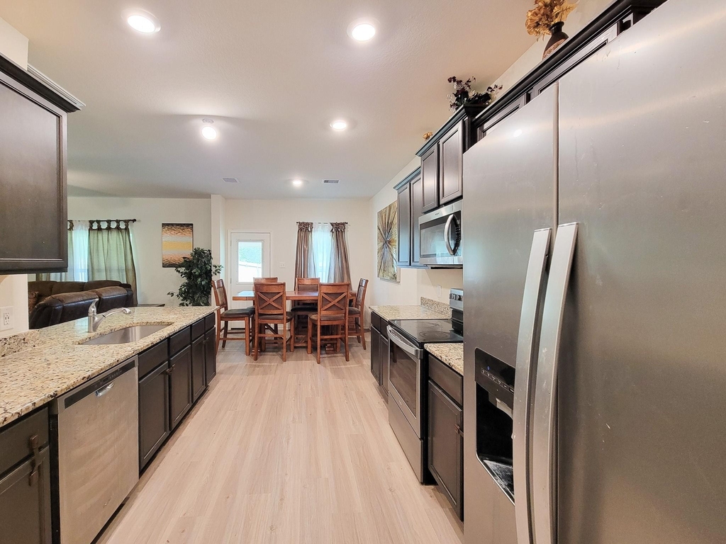 10793 Castle Rock Drive - Photo 11