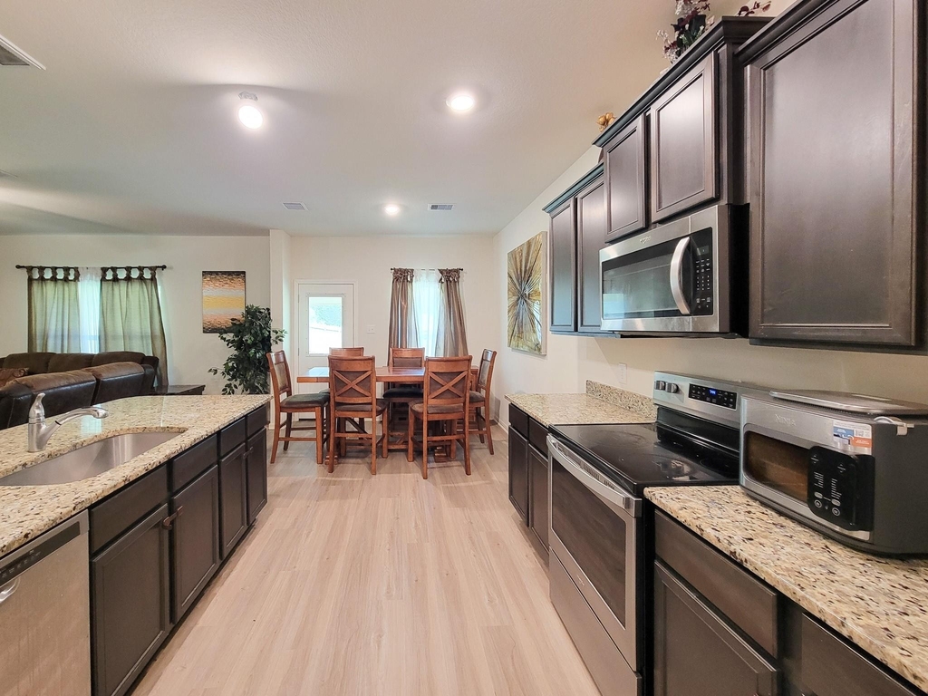 10793 Castle Rock Drive - Photo 12