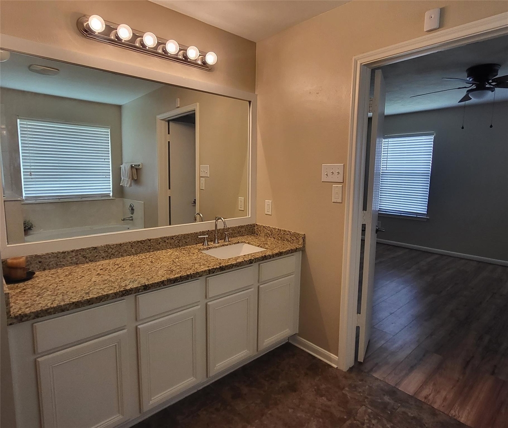 7302 Legacy Pines Drive - Photo 4