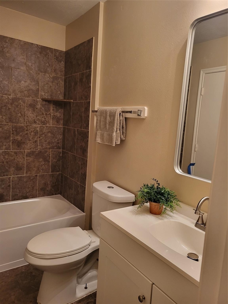 7302 Legacy Pines Drive - Photo 2