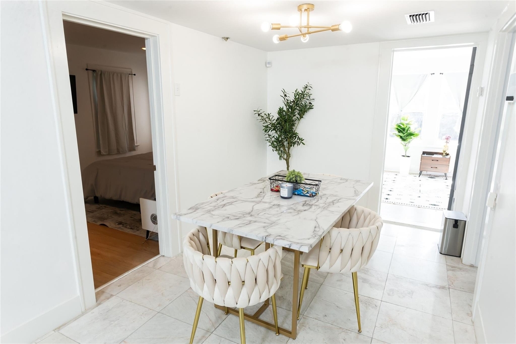 1629 Bonnie Brae Street - Photo 8