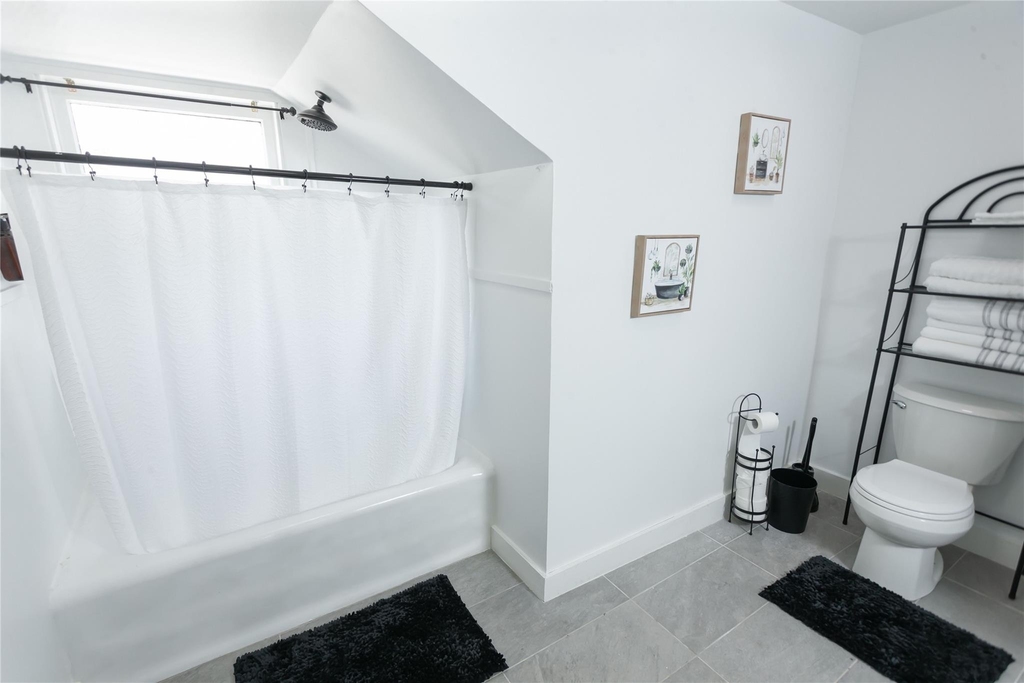 1629 Bonnie Brae Street - Photo 3