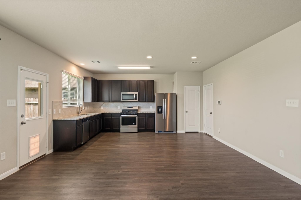 3580 Cannon Drive - Photo 4