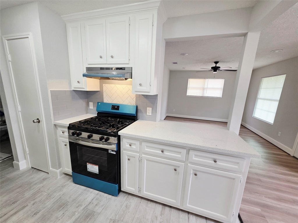 9713 Yuma Street - Photo 6