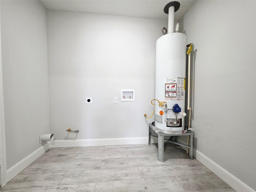 9713 Yuma Street - Photo 14