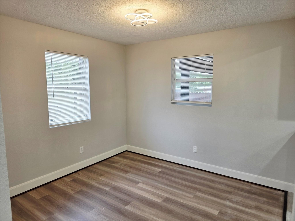 9713 Yuma Street - Photo 7