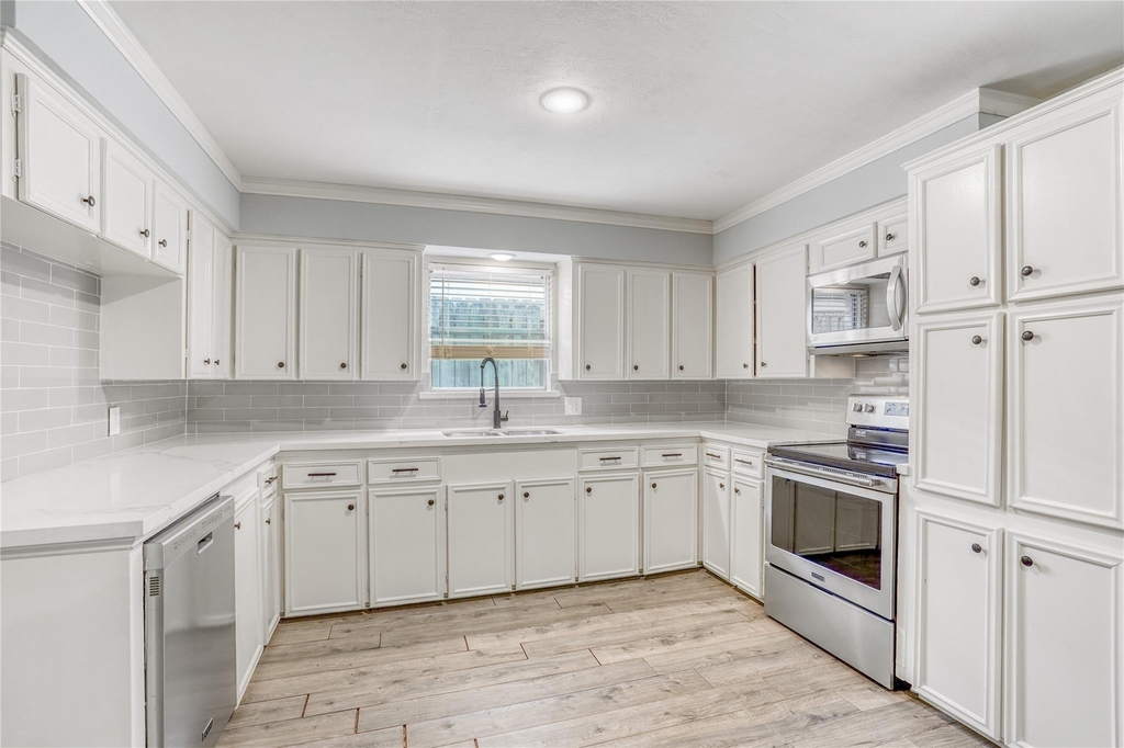 9626 Vilven Lane - Photo 7