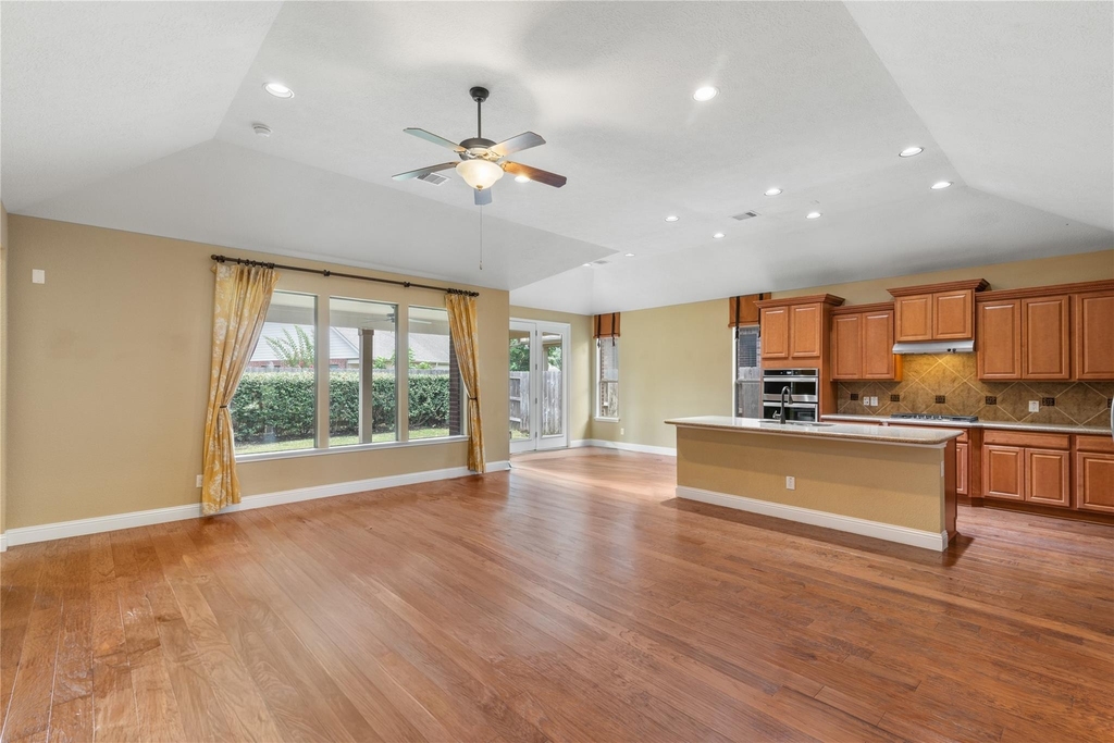 11119 Hayden Falls Drive - Photo 16