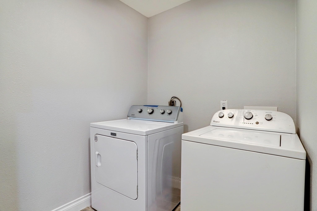 6634 Granite Street - Photo 8