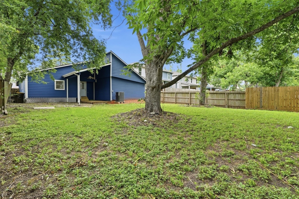 915 W Lewis Street - Photo 25
