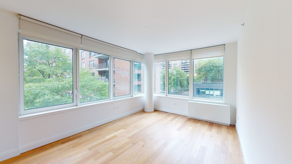 808 Columbus Ave - Photo 1