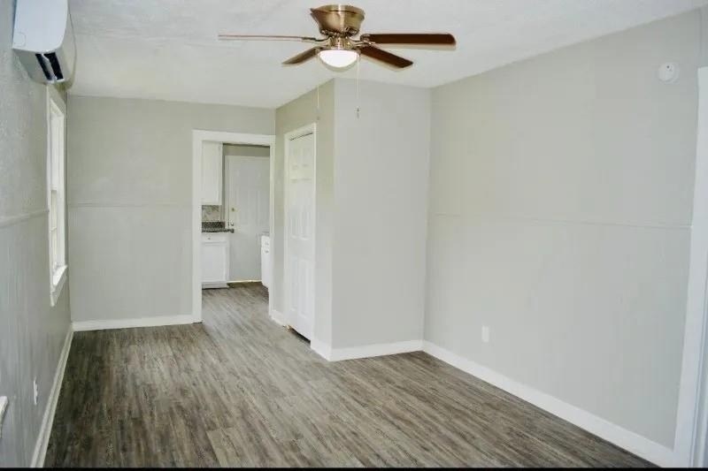 1501 Nashby Street - Photo 11