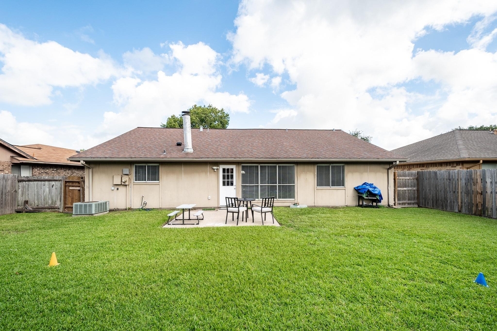 4218 Sequoia Street - Photo 8