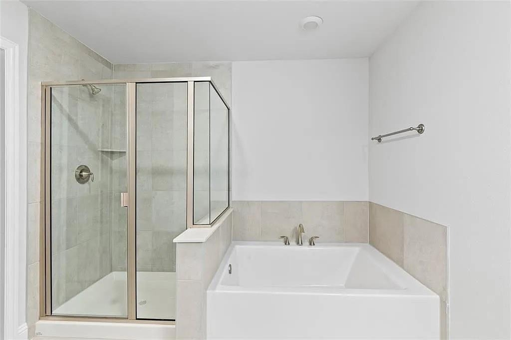 2708 Golden Palms Lane - Photo 13