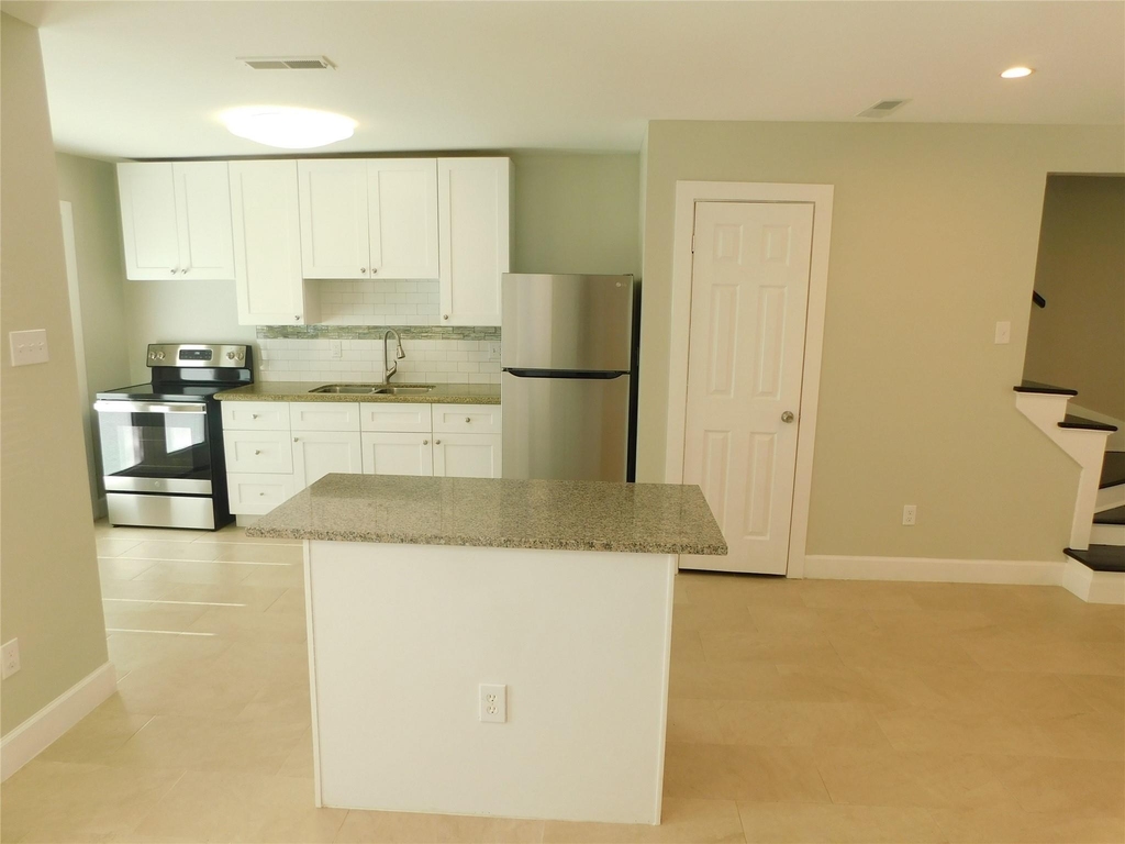 3332 Blodgett Street - Photo 5