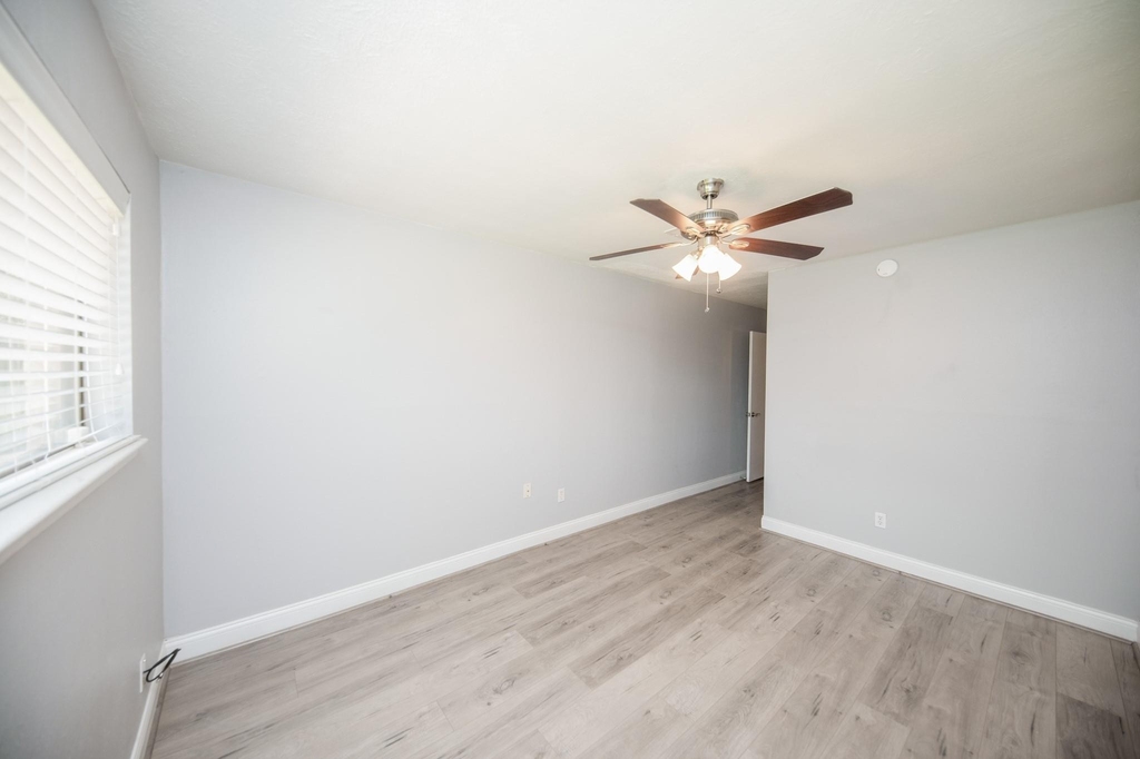 2903 Pepper Wood - Photo 10