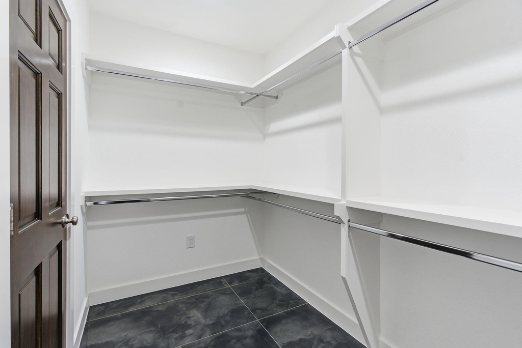 430 N Hutcheson Street - Photo 18