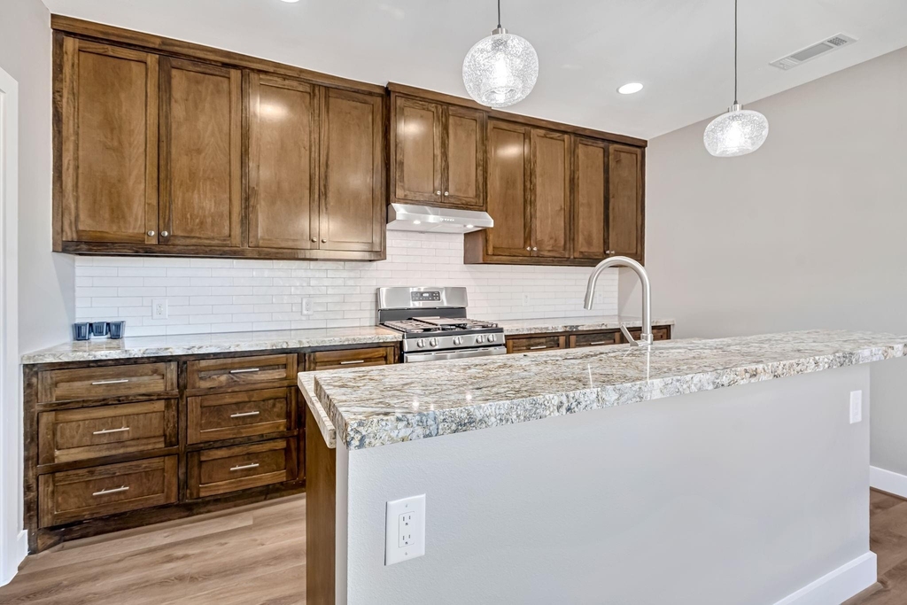430 N Hutcheson Street - Photo 20