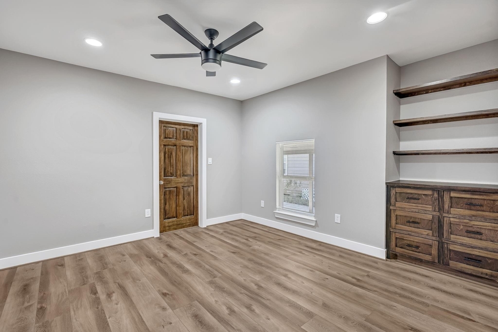 430 N Hutcheson Street - Photo 13