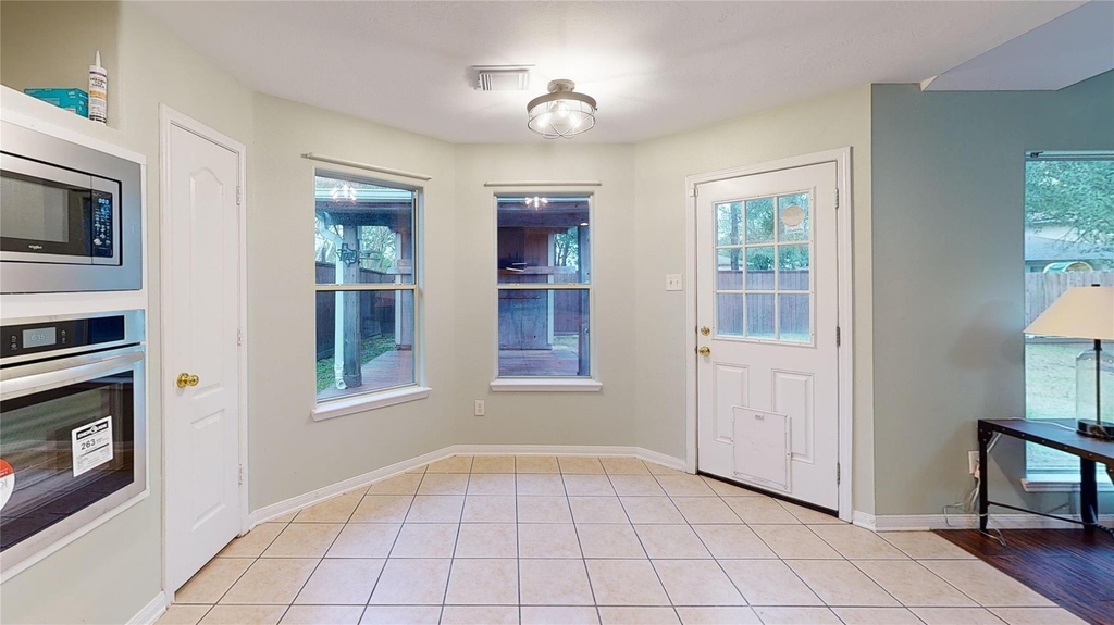6014 Knollwood Trail - Photo 10