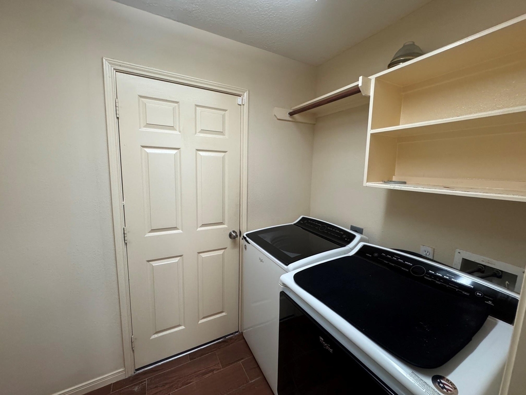 2601 Easton Springs Court - Photo 12