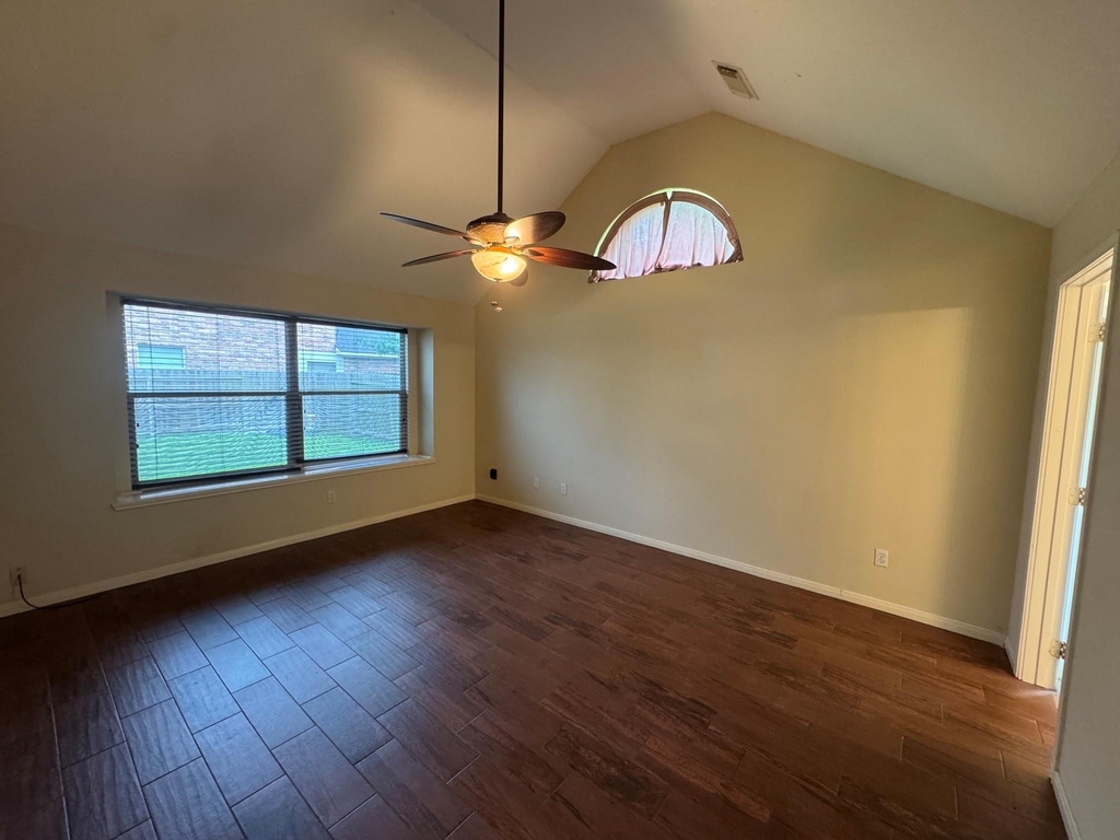 2601 Easton Springs Court - Photo 17