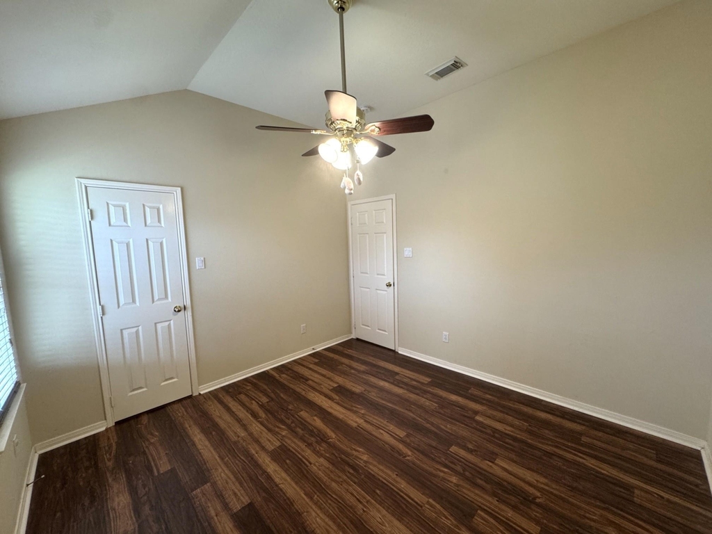 2601 Easton Springs Court - Photo 29