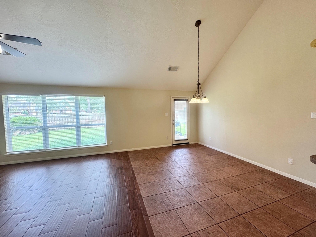 2601 Easton Springs Court - Photo 16