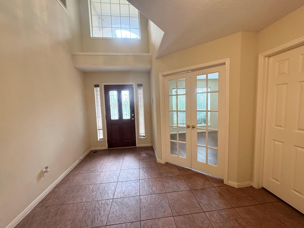 2601 Easton Springs Court - Photo 5