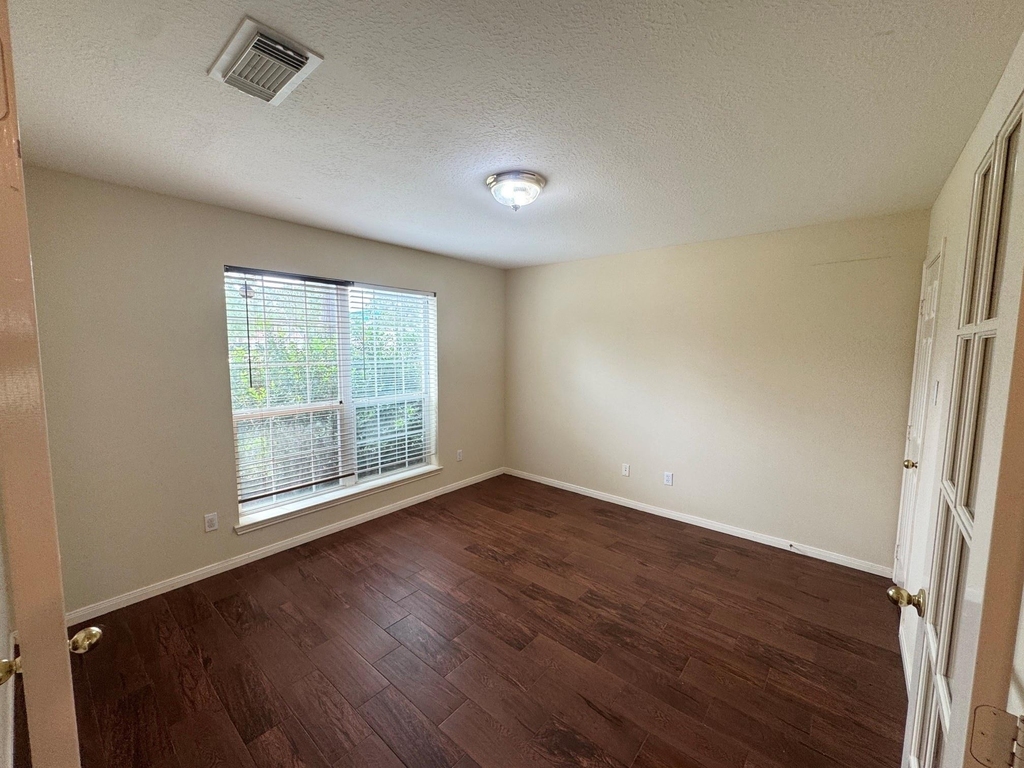 2601 Easton Springs Court - Photo 3