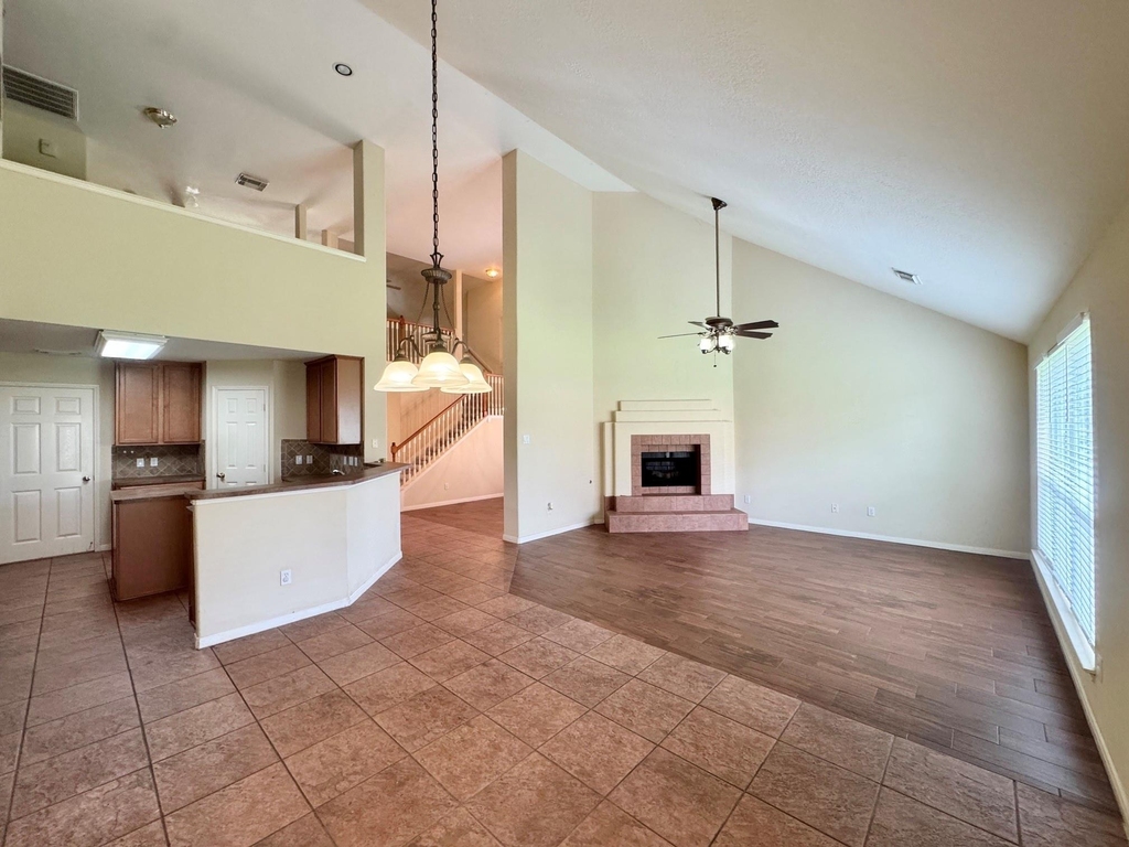 2601 Easton Springs Court - Photo 14