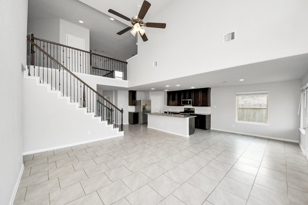 18319 Pin Oak Lake Drive - Photo 8