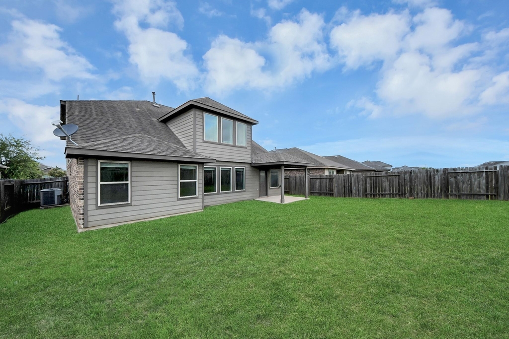 18319 Pin Oak Lake Drive - Photo 29