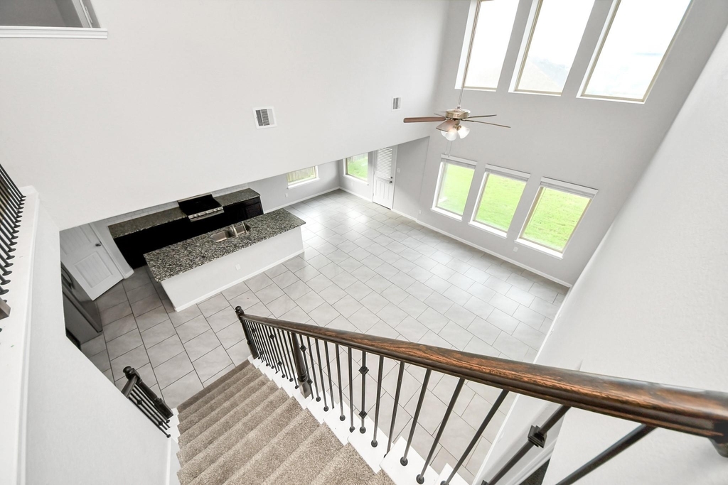 18319 Pin Oak Lake Drive - Photo 7