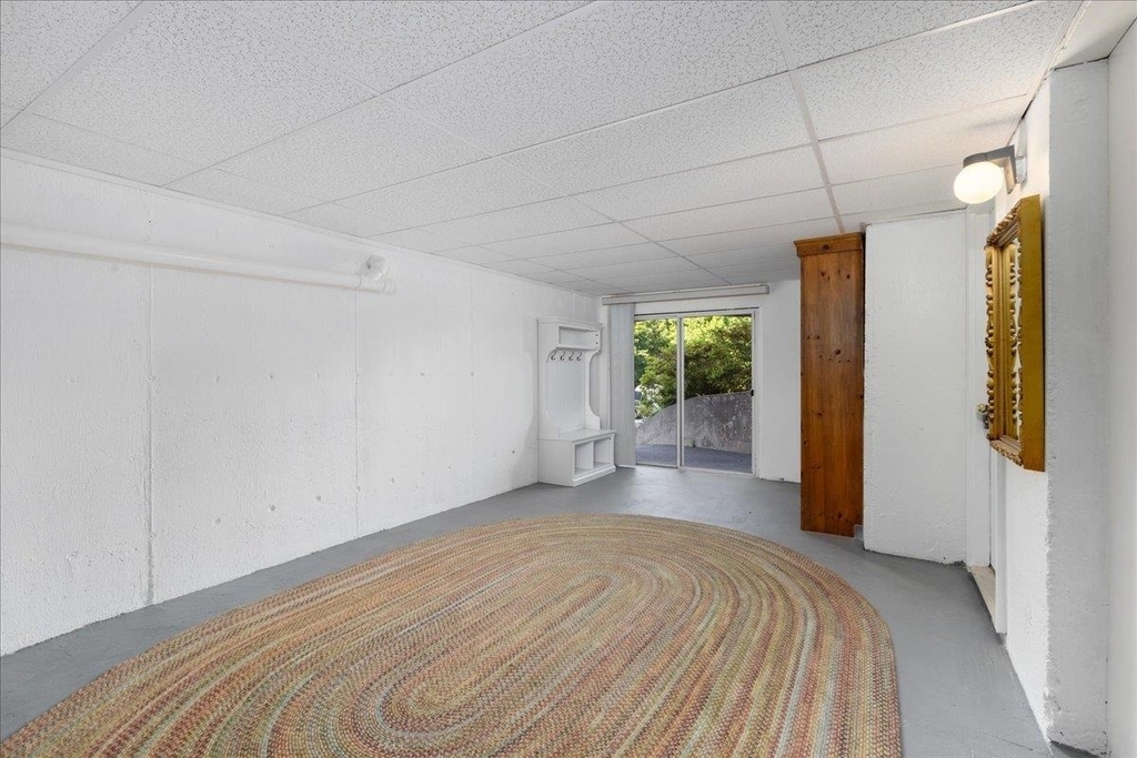 387 Main - Photo 15