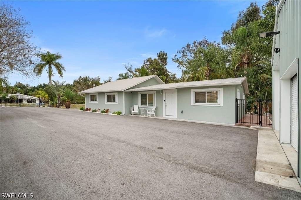 191 Abbey Lane - Photo 1