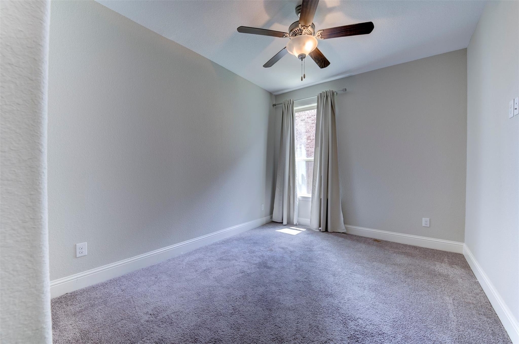 19403 Trinity River Drive - Photo 15