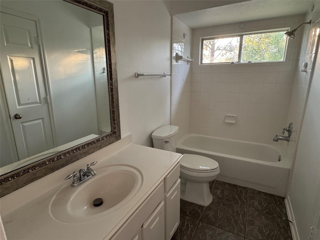 6311 Auburn Terrace Court - Photo 23